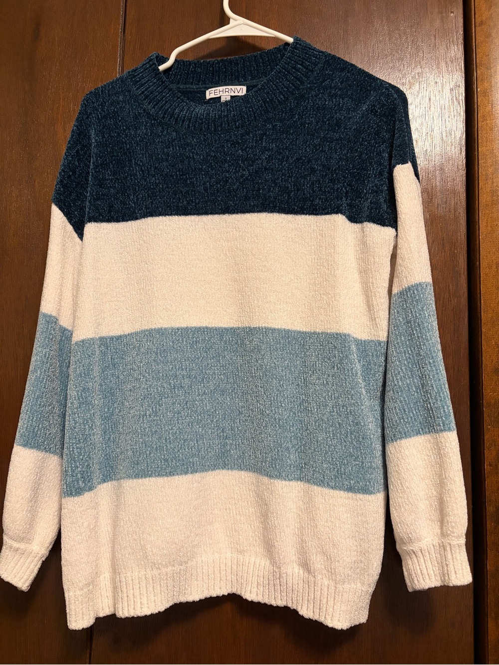 FEHRNVI Women’s Crewneck Sweater in Navy, Light Blue & Cream